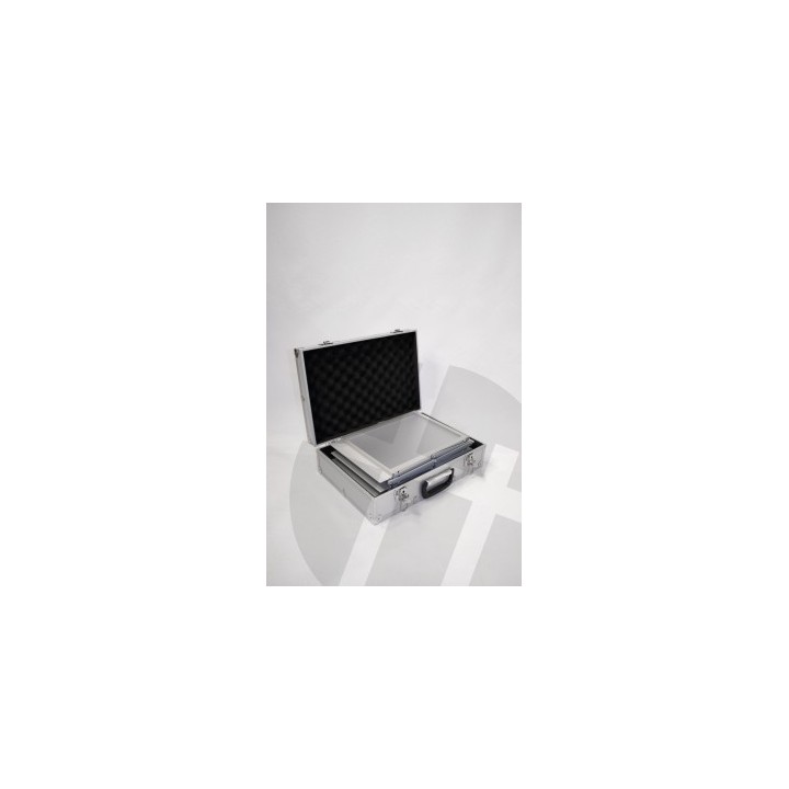 Portafolletos esmerilado con carcasa de aluminio – 26 cm de ancho × 150 cm de alto