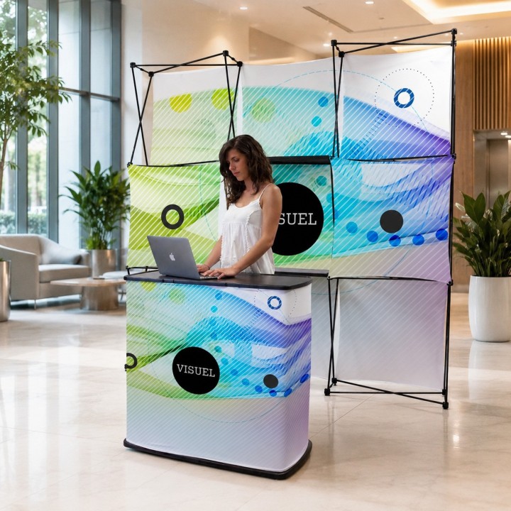 Stand parapluie multifaces droit avec comptoir valise