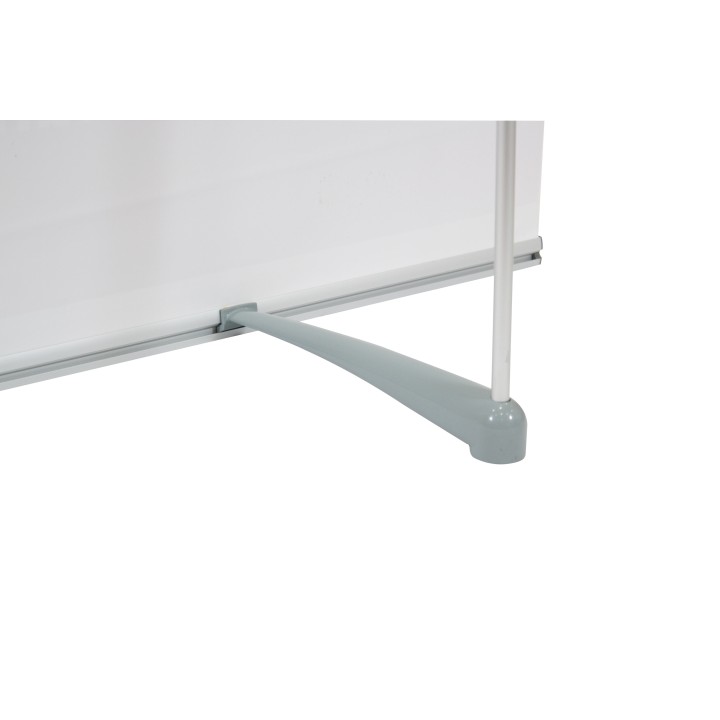 Pop-up L-banner with reinforced support