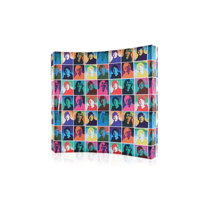 Curved fabric pop-up stand