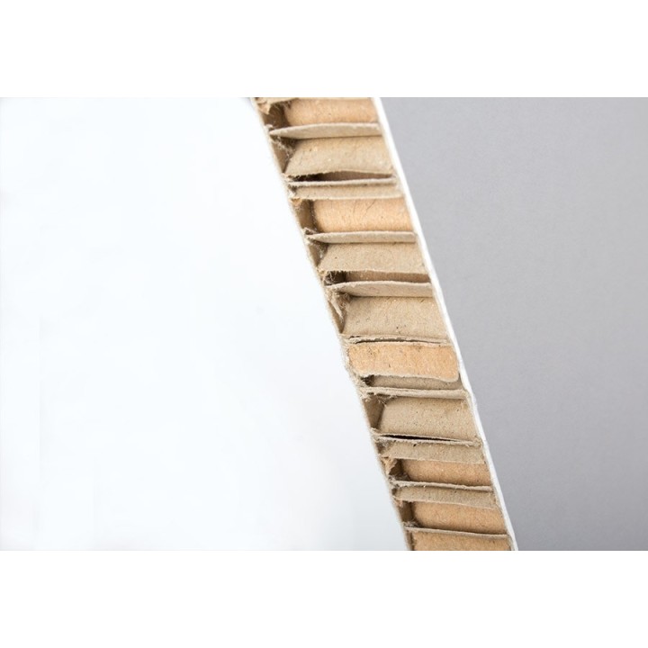 Porte-manteau en carton